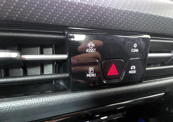 Volkswagen Golf cena 149900 przebieg: 20000, rok produkcji 2023 z Września małe 436